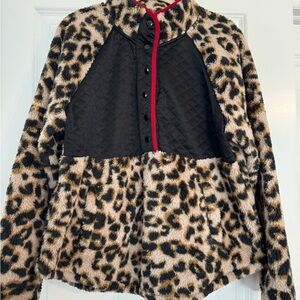 Leopard print Fleece pullover size L
